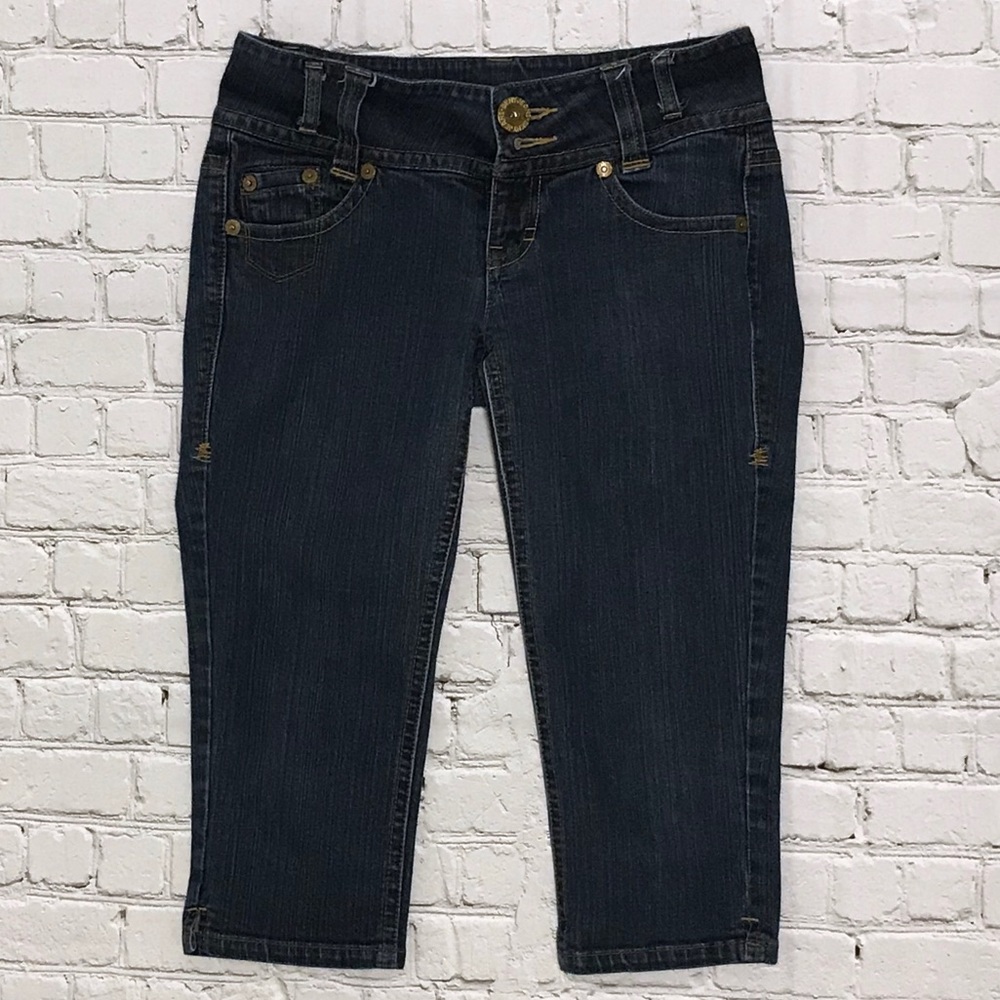 DKNY knee length jeans size 7